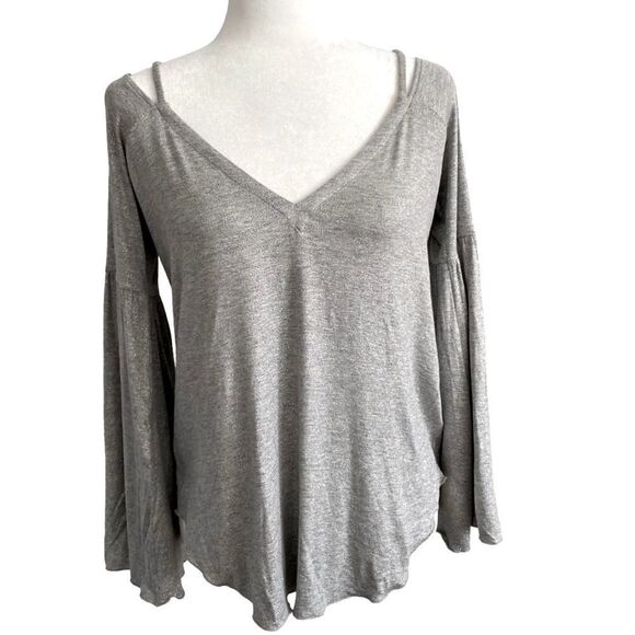 Chaser Cold Shoulder Gray Silver Glitter Bell Flounce Sleeves M NWT - Picture 3 of 15